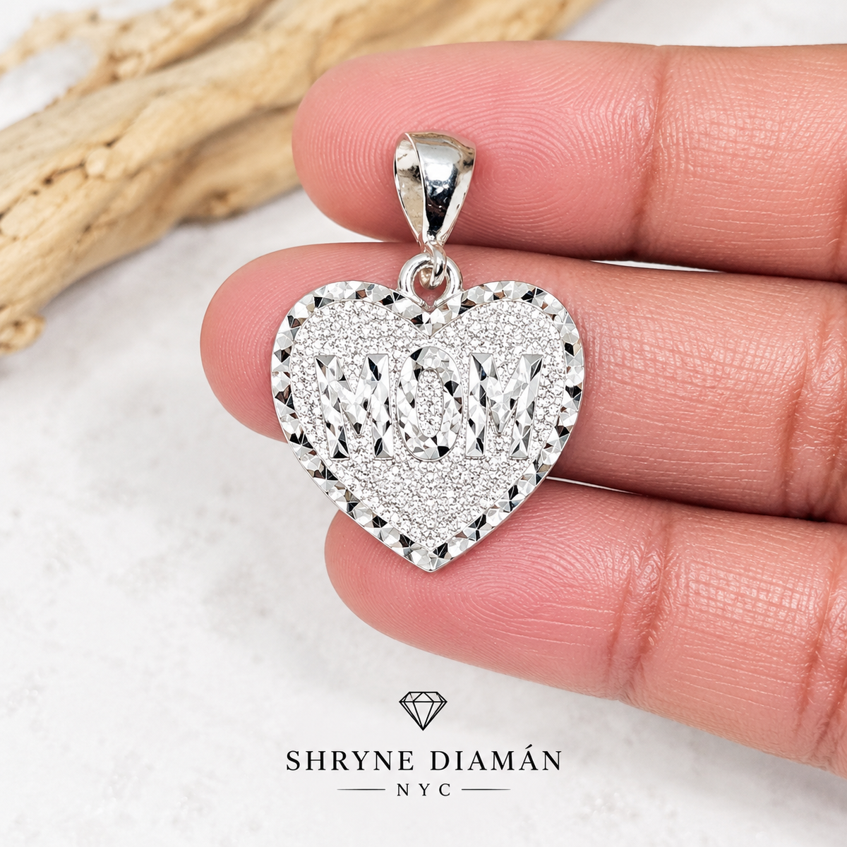 Classic Mom Pendant